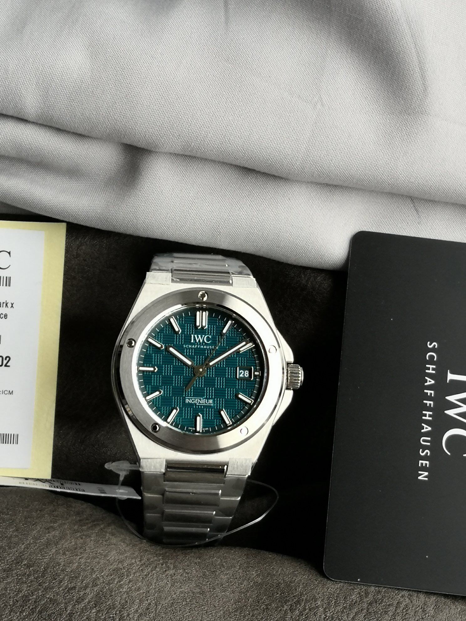 i1725266198_8493_6 V7 Factory IWC Ingenieur 40mm - Image 1