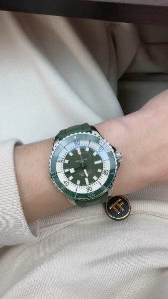 Breitling Superocean