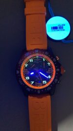 Breitling Carbon Fibre Quartz - Image 11