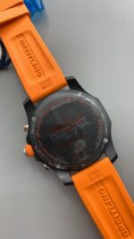 Breitling Carbon Fibre Quartz - Image 7