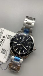 TAG Heuer 43mm Quartz WZV6994 - Image 3