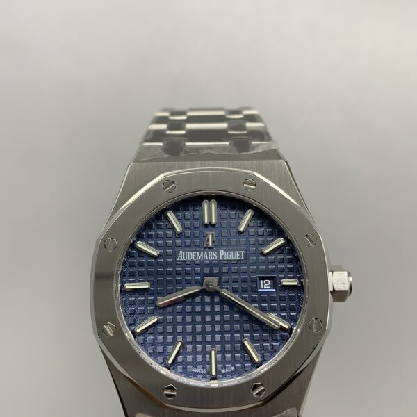 Audemars Piguet 33mm V7f Quartz H83331