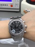 Audemars Piguet Royal Oak - Image 6