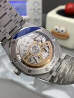 Audemars Piguet Royal Oak - Image 4