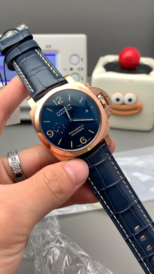 i1746907429756_3864_0_0 VS Factory Panerai Pam1114 Rose Gold Shipping - Image 1