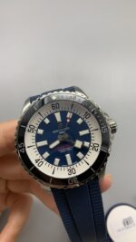 Breitling Superocean 44mm - Image 2