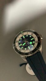Breitling Superocean 44mm - Image 9