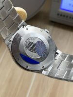 Vacheron Constantin Overseas - Image 4