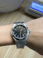 Vacheron Constantin Overseas - Image 6