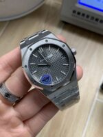 Audemars Piguet Royal Oak - Image 2