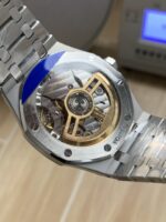 Audemars Piguet Royal Oak - Image 4