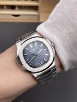 Patek Philippe Nautilus - Image 9