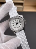 Patek Philippe Aquanaut 35.6mm - Image 3