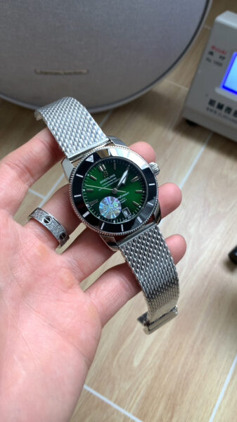 Breitling Superocean