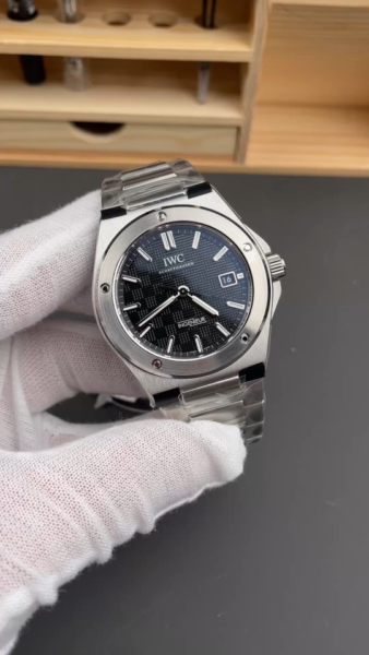 V7 Factory IWC Ingenieur 40mm