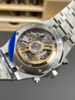 Audemars Piguet Royal Oak - Image 4