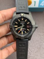 Breitling Avenger 44mm - Image 2