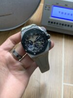 Audemars Piguet Royal Oak - Image 3