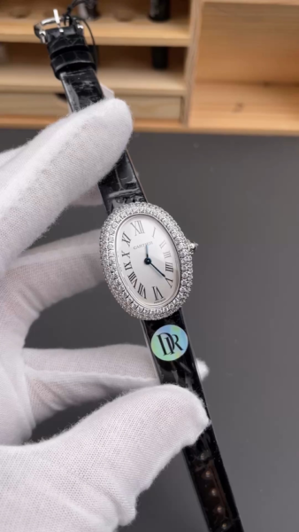 Cartier 32mm Diamond Bezel Quartz Shipping