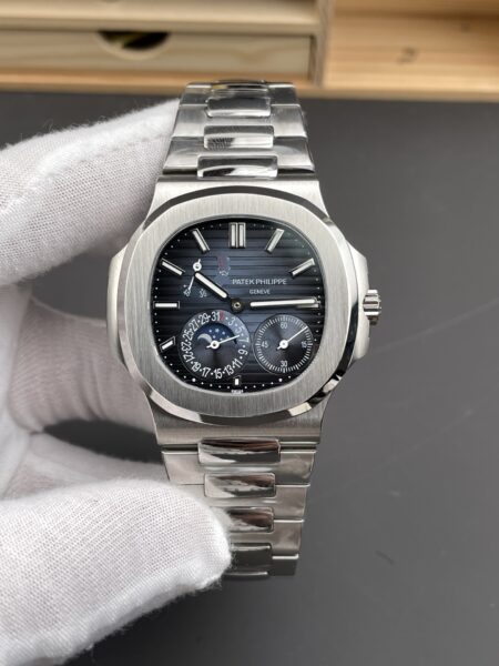 Patek Philippe Nautilus