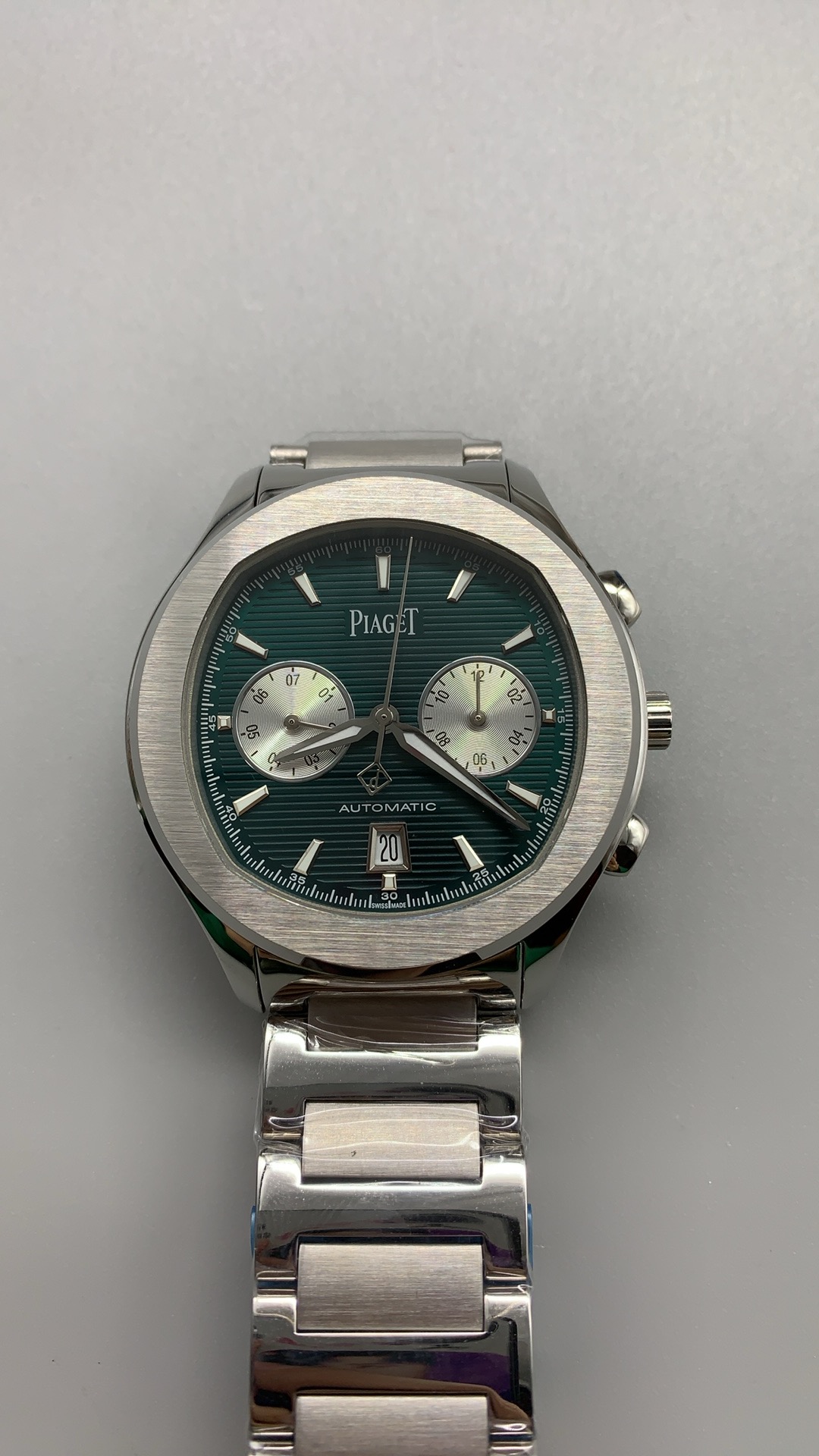 i1765812271861_3068_0_0 Piaget Chronograph - Image 1
