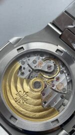 Patek Philippe Nautilus - Image 12
