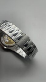 Patek Philippe Nautilus - Image 14