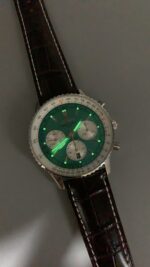 Breitling Navitimer Green Dial - Image 12