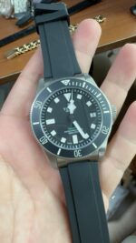 Tudor Black Bay Black Dial 43mm - Image 3