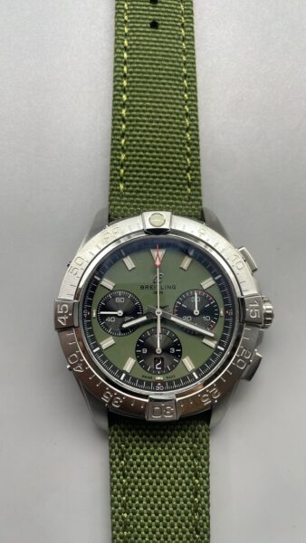 Breitling Avenger 44mm