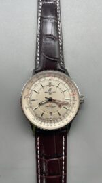 Breitling Navitimer