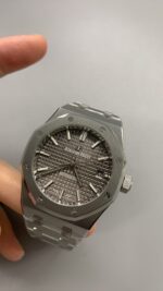 ZF Factory Audemars Piguet Royal Oak 37mm - Image 3