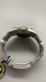 Breitling Superocean Tiffany Blue Dial 44mm - Image 6