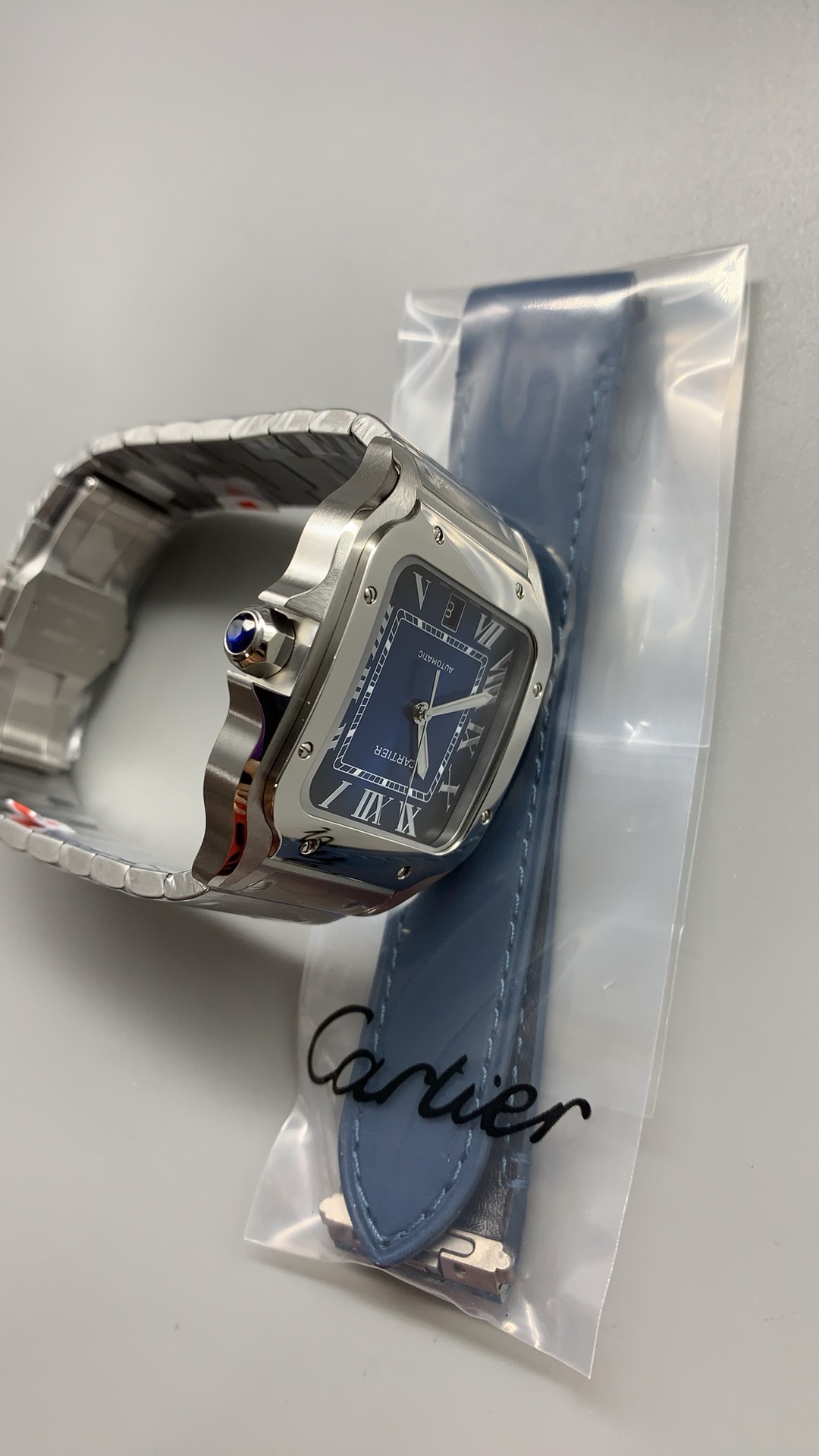i1787676982517_6753_0_9 Cartier Santos 40mm - Image 1