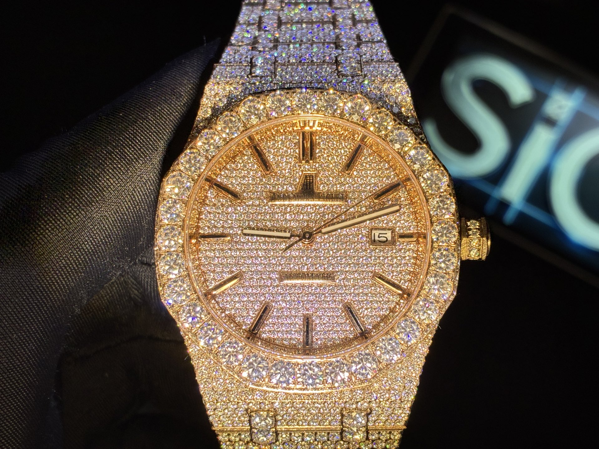 Clean Factory,Clean Factory Watch