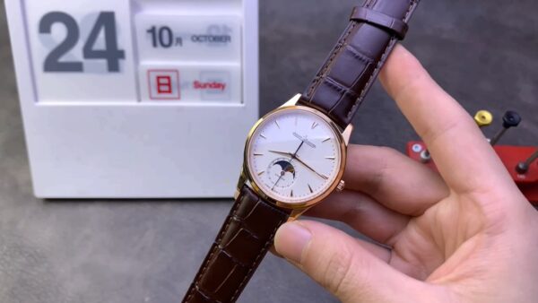 Jaeger-LeCoultre Rose Gold Moonphase