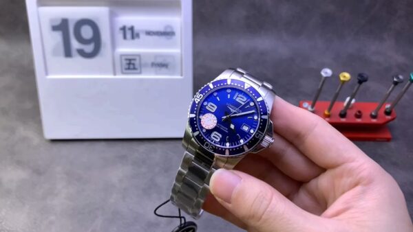 Longines HydroConquest