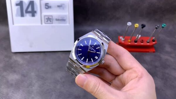 Vacheron Constantin Overseas