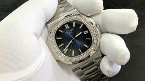 Patek Philippe Nautilus Blue Dial 40mm Men's