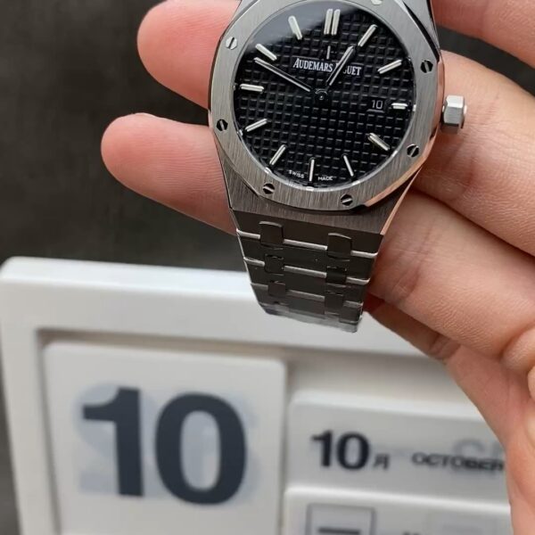 Audemars Piguet 35mm AP35mm Quartz Shipping