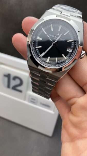 Vacheron Constantin Overseas