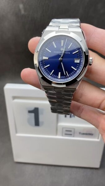 Vacheron Constantin Overseas
