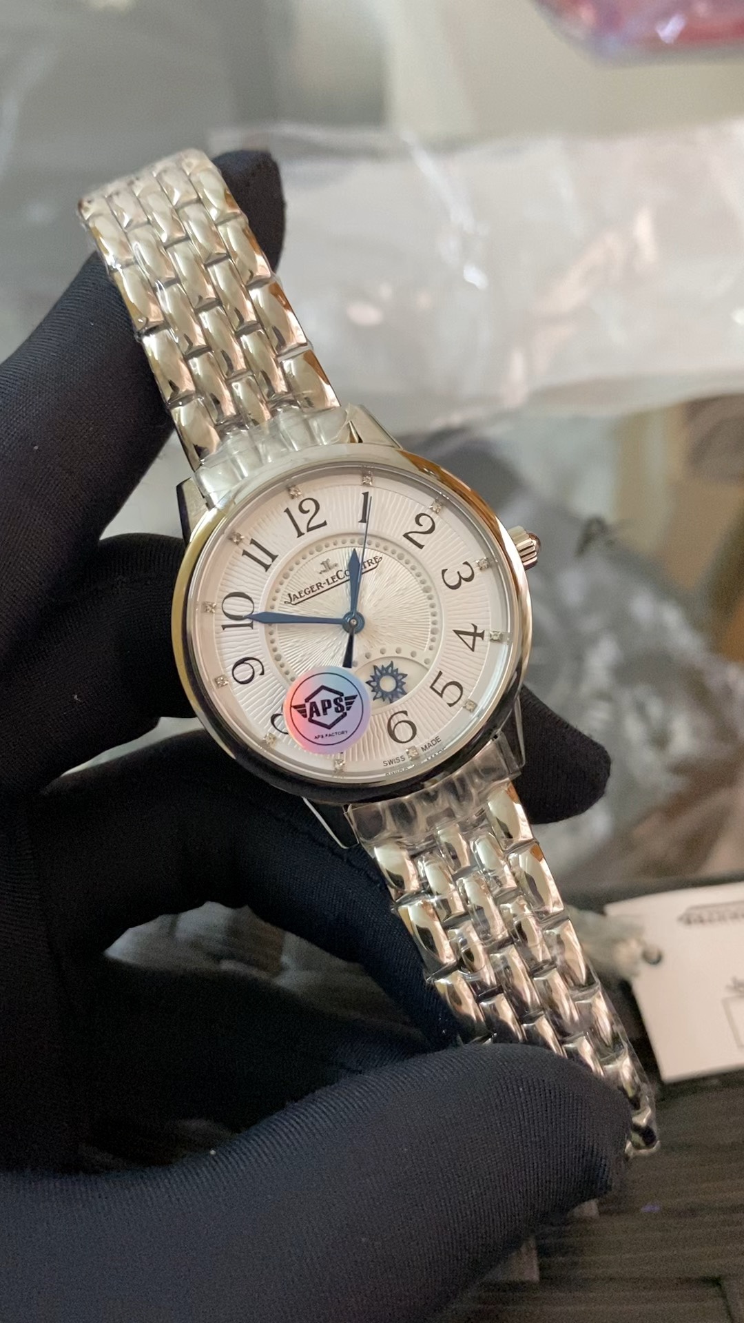 o1712196997_44 APS Factory Jaeger-LeCoultre Rendez-Vous - Image 1